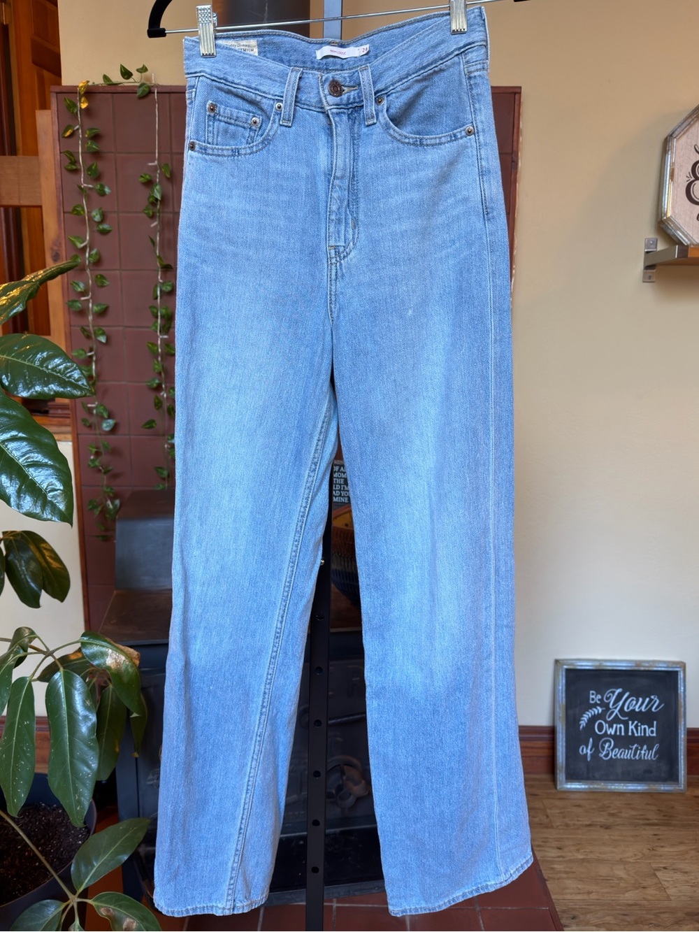 #359- Levi's Light Blue High Loose Straight Leg Women's Jeans